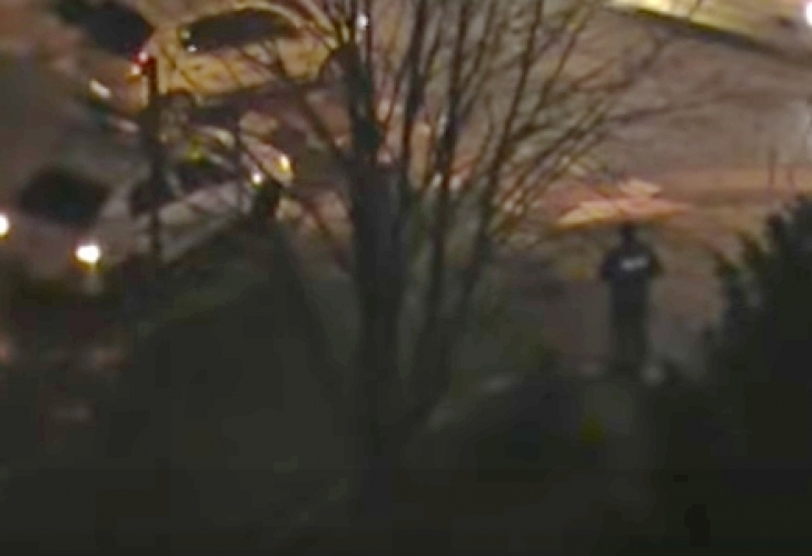 Млад мъж е бил зрелищно арестуван около 4 часа тази