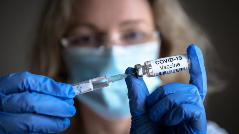 70 от пълнолетните в Европейския съюз вече са напълно ваксинирани