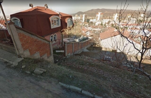 Опасно свлачище на ул Теменуга в ж к Толбухин юг ще укрепи