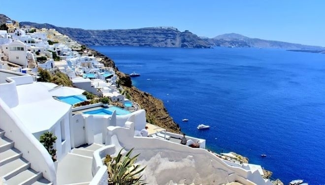 Излишъкът в салдото на пътническите услуги в Гърция е бил