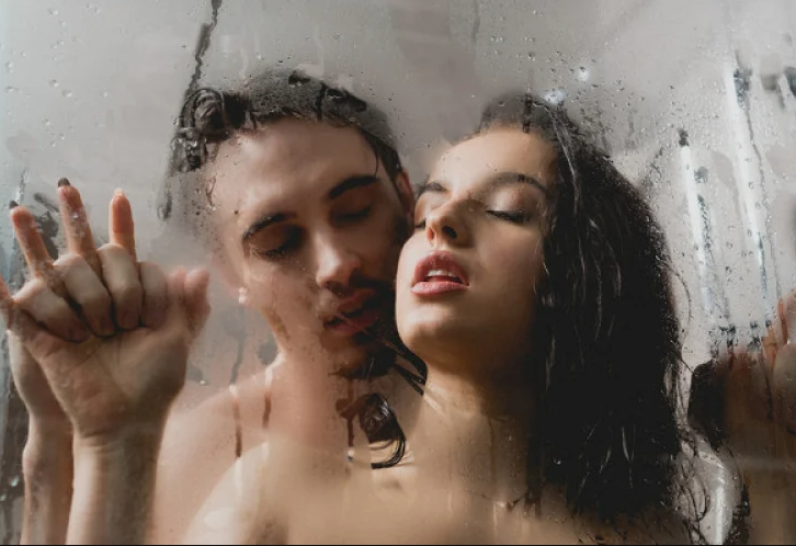 Можете да правите секс редовно да познавате много интимни пози