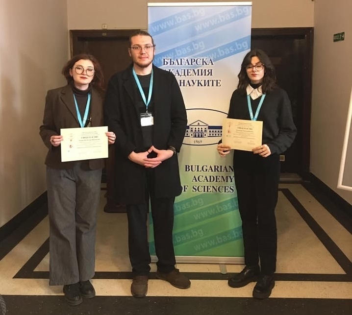 Ученички от ППМГ-Враца получиха престижна награда от БАН /снимки/