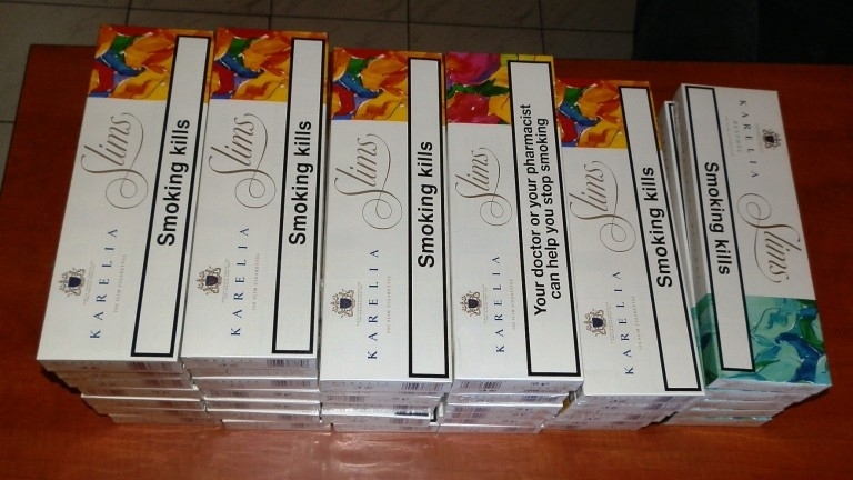 Митничари задържаха 44 400 къса 2220 кутии нелегални цигари укрити