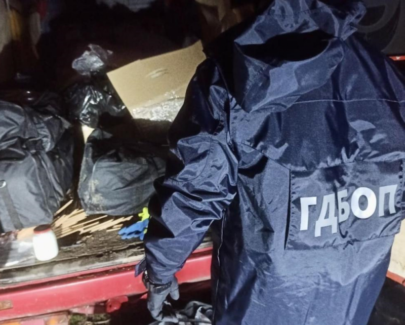 Служители на ГДБОП разкриха депо за наркотици при специализирана полицейска