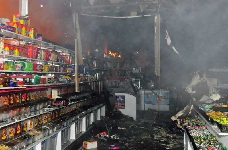 Магазин във врачанското село Дреновец е бил потрошен и запален