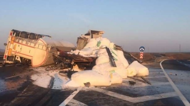 Загина шофьор на циментовоз при катастрофа край Шумен