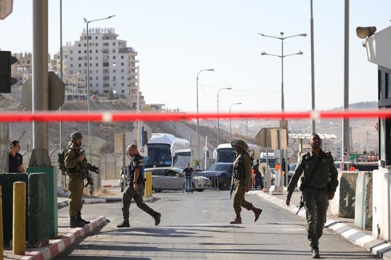 Днес израелската армия увеличи цифрата до 199 души за които