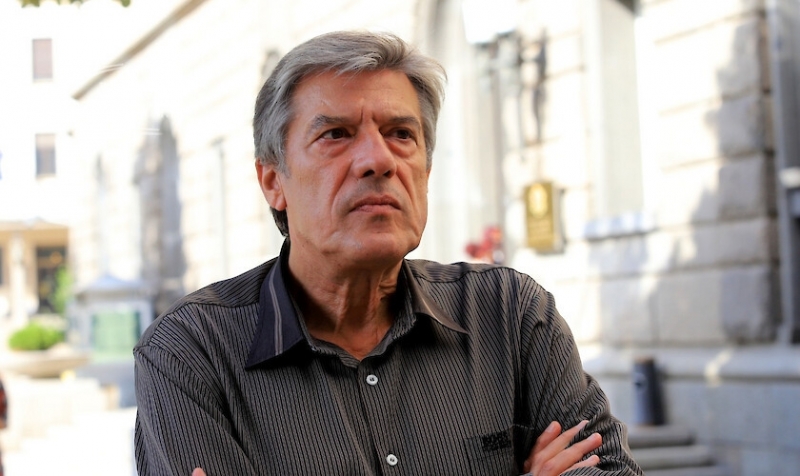 В този парламент нямаше сериозни разговори за правителство От самото