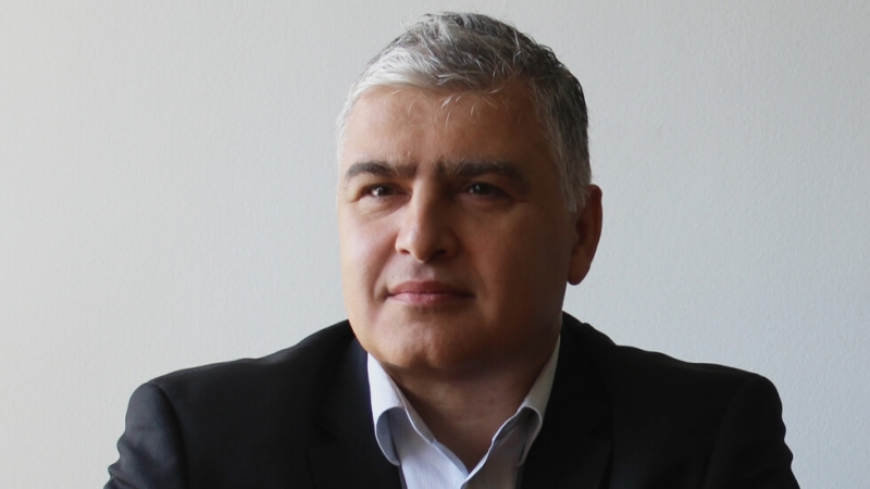 Председателят на Комисията по хазарта Александър Георгиев е освободен срещу