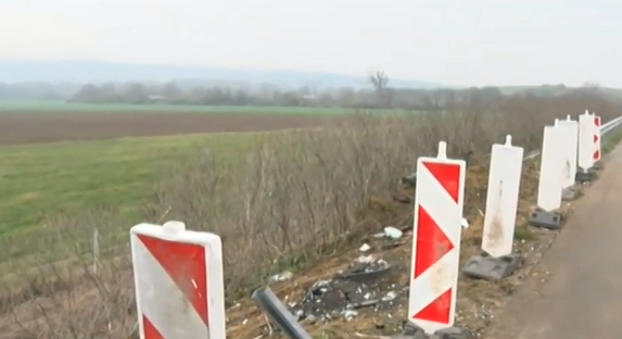 В петък във верижна катастрофа между 22 тира и коли на