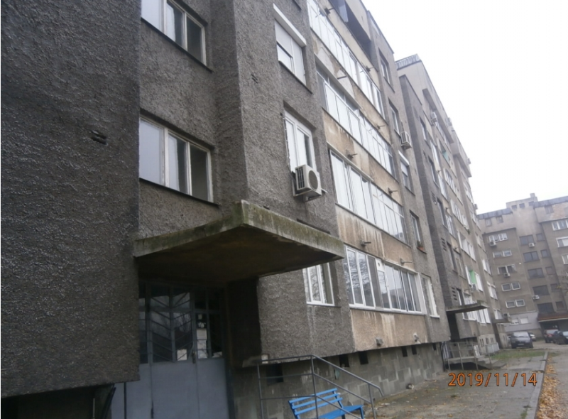 Частен съдебен изпълнител обяви на търг тристаен апартамент във Видин