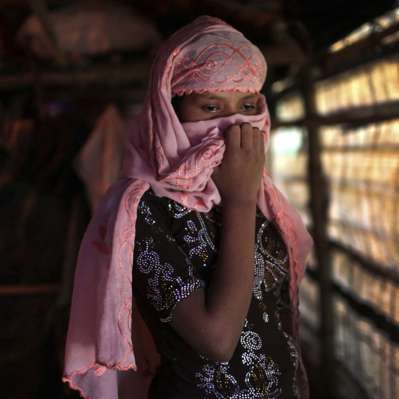 Поне 6700 рохинги сред които 730 деца под 5 г