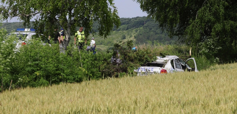 Земеделски производител е открил останки наподобяващи човешки кости в нивата