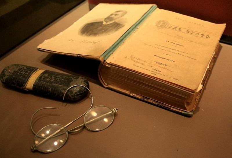 Патриархът на българската литература Иван Вазов бе редактиран и преведен