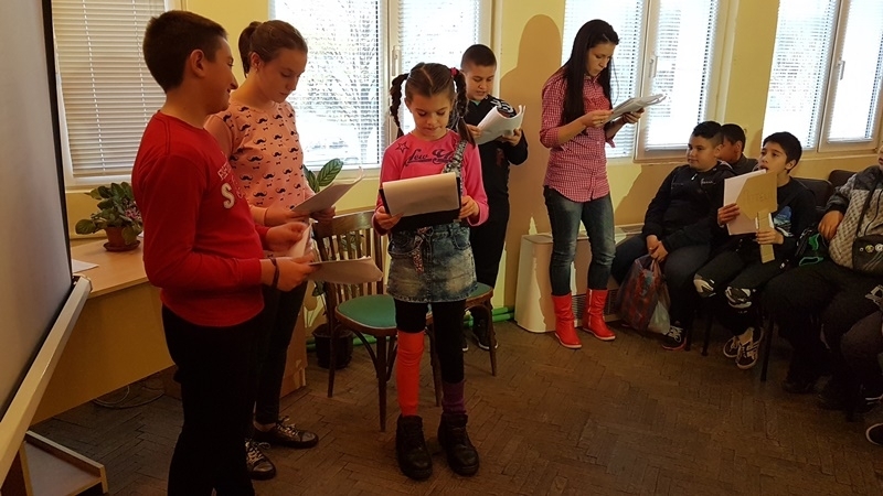 С четене на откъси и драматизации по книги на Астрид