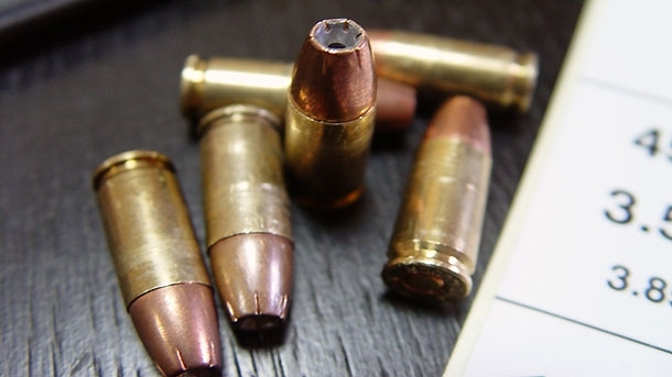 Ченгета тарашиха къща във Врачанско откриха боеприпаси съобщиха от МВР
