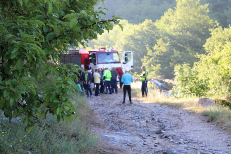 40 годишен мъж е открит тази сутрин мъртъв в автомобил паднал