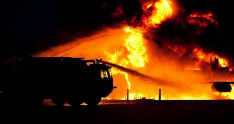 Експлозия последвана от пожар е избухнала днес във фабрика за