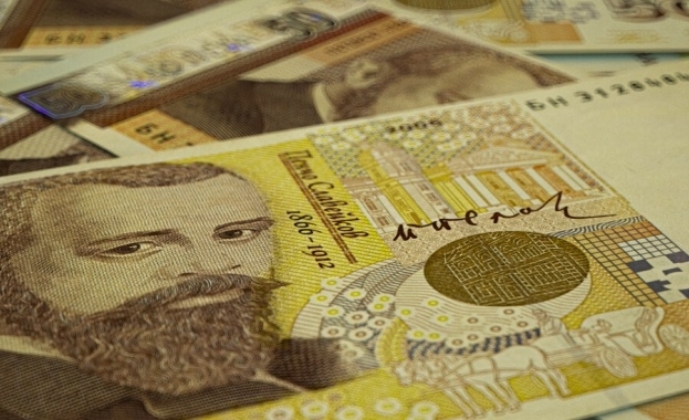 Съдът в Монтана се споразумя с измамник преметнал две жени