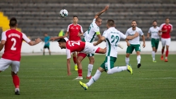 Кариана започна със загуба новия сезон във Втора лига Тимът