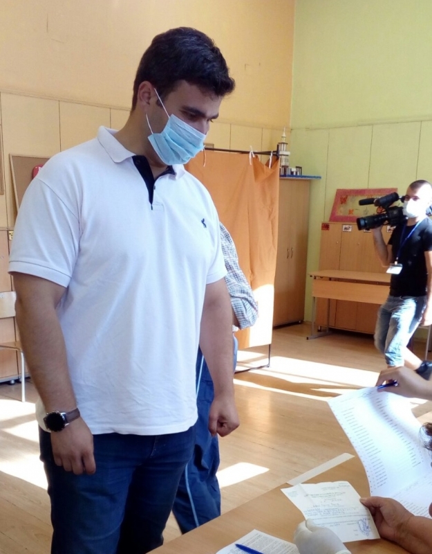 В 09 00 часа водачът на листата на ИЗПРАВИ СЕ МУТРИ