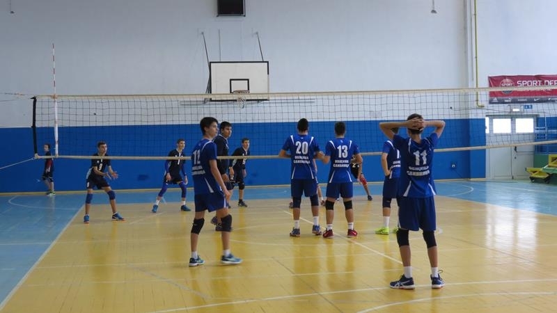 Престижна победа с 3 2 над водения от бившия наставник на