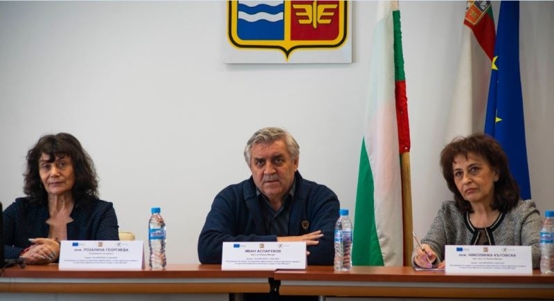 Днес в Община Мездра се проведе начална пресконференция и церемония