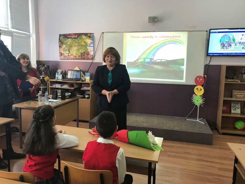 Областният управител Малина Николова изнесе урок по родолюбие на учениците