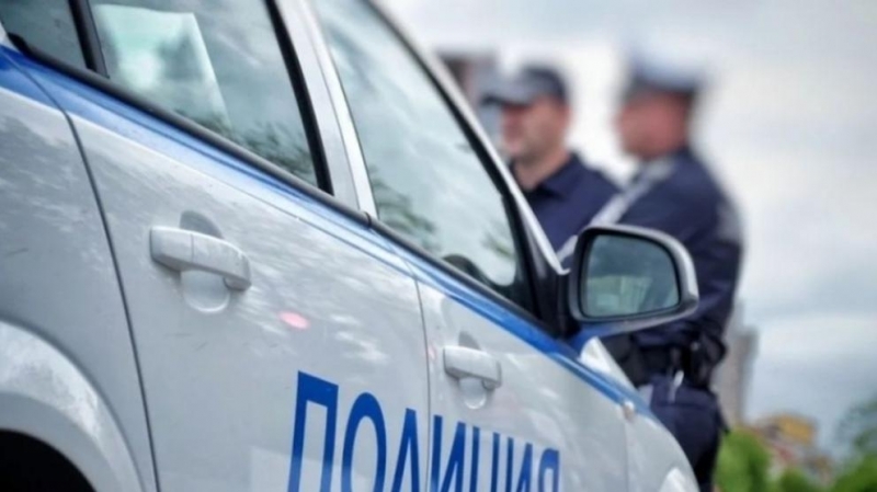 Екшън и гонка: Кола с испанци катастрофира в дере край Ропотамо
