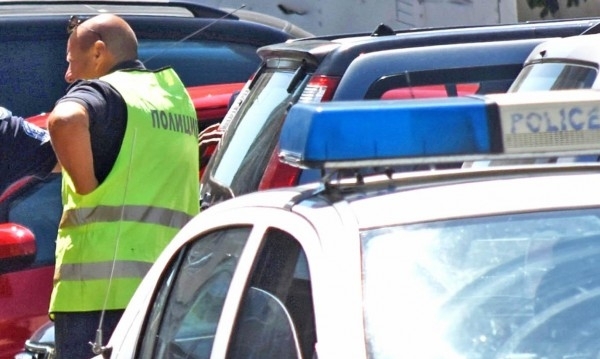 Млад мъж от село Остров е хванат в крачка шофирайки