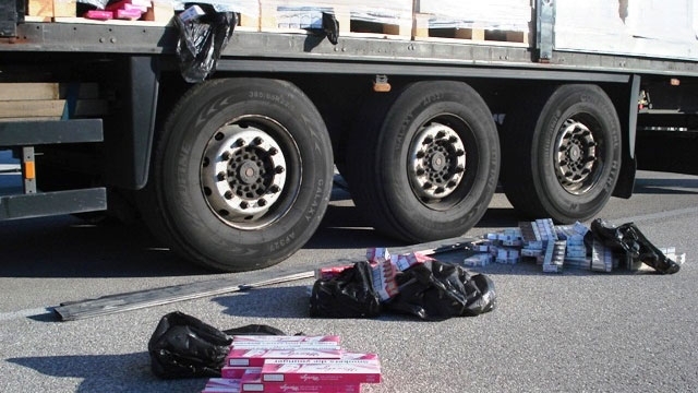 Врачанин превозващ незаконни цигари са заловили вчера униформените от града