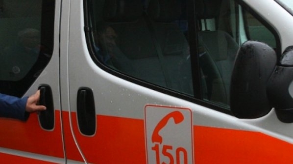 Жител на тайландската провинция Нахонратчасима умря зареждайки мобилния си телефон