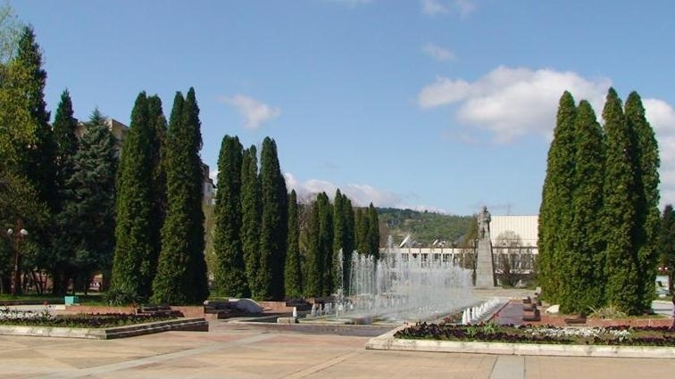 Хореографът Стоян Стоянов и треньорът по баскетбол Славко Димитров стават