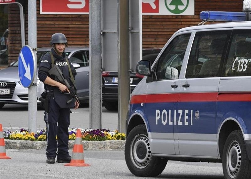 Застреляха нападател пред резиденцията на иранския посланик във Виена