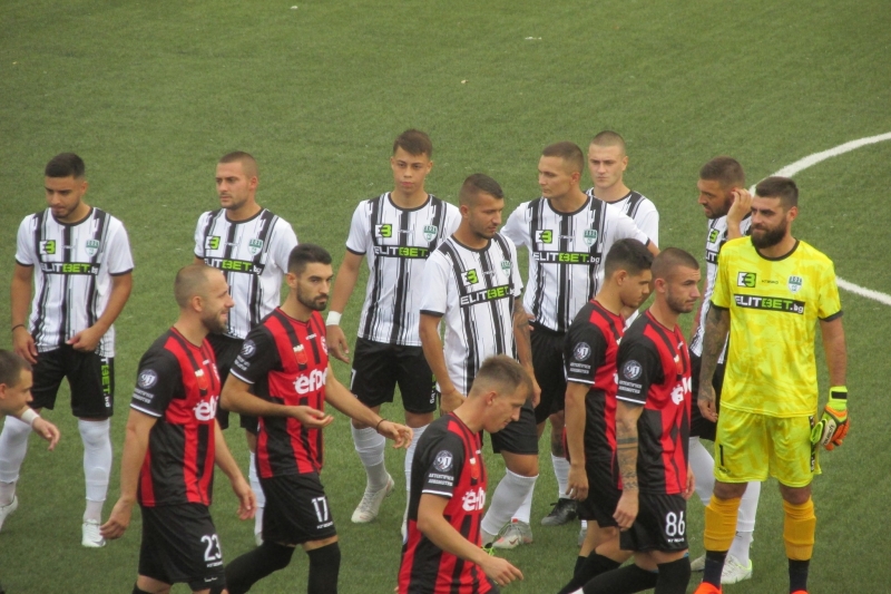 Локомотив Мездра се разигра като гост на Дреновец и го