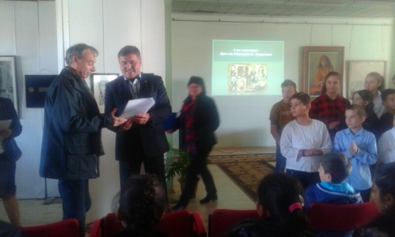 С богата литературно музикална програма подготвена от НЧ Н Й Вапцаров 1924