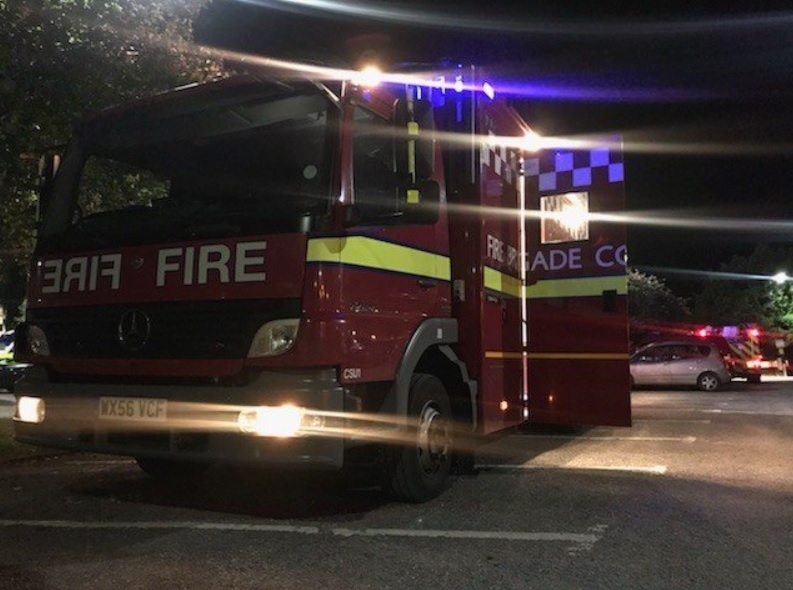 Най малко 7 души са пострадали от отравяне с дим в