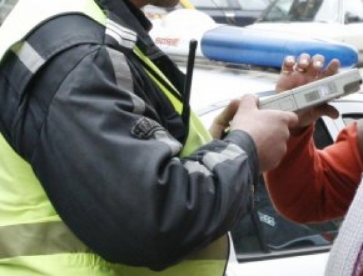 Полицията е заловила пиян шофьор във Врачанско съобщиха от областната