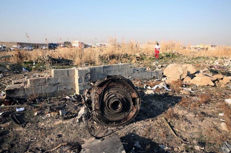 Катастрофата с украинския самолет в Техеран е причинена от човешка