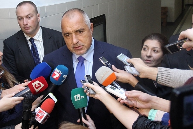 Аз съм кавалер Нека оставим дамите да разкажат ситуацията от