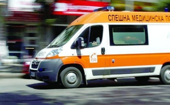 Пореден инцидент! Блъснаха жена на светофар във Видин