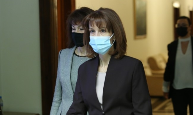 Президентът Румен Радев подписа указ за назначаване на състава на