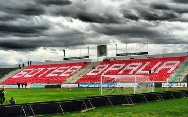 Поредната сензация в българския футбол отново е свързана с Ботев