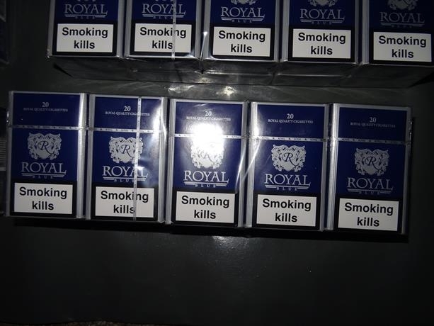 150 000 къса цигари без бандерол иззели снощи служители на полицията