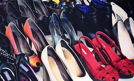 Три непълнолетни деца са откраднали 6 чифта обувки от пазар