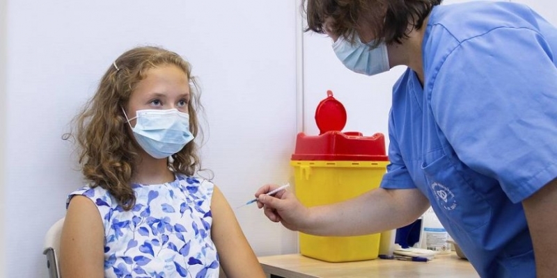 Русия също пуска в производство ваксина срещу коронавирус за деца