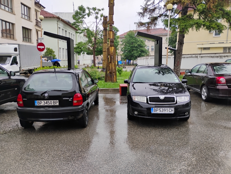 Новите смарт пейки във Враца които бяха монтирани преди два