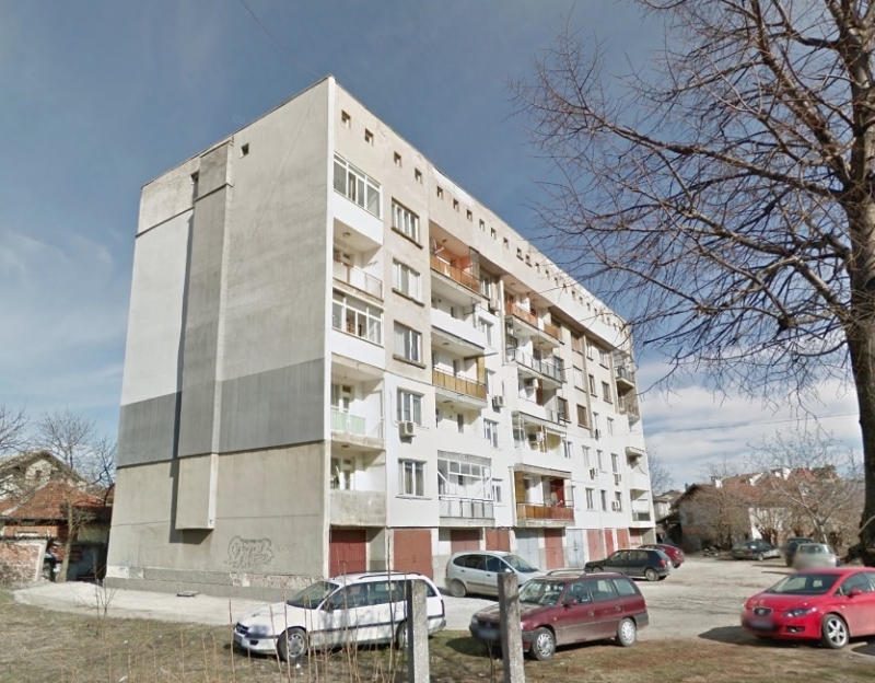 Частен съдебен изпълнител сложи на тезгяха тристаен апартамент в центъра