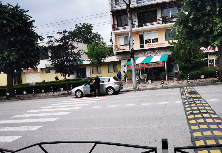 Врачани за пореден път останаха потресени от неграмотно паркиране в