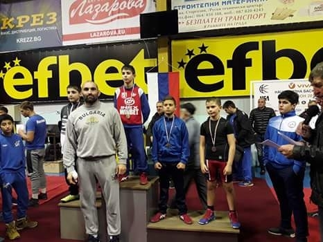 Състезателите на врачанския клуб по борба Ботев 93 се завърнаха